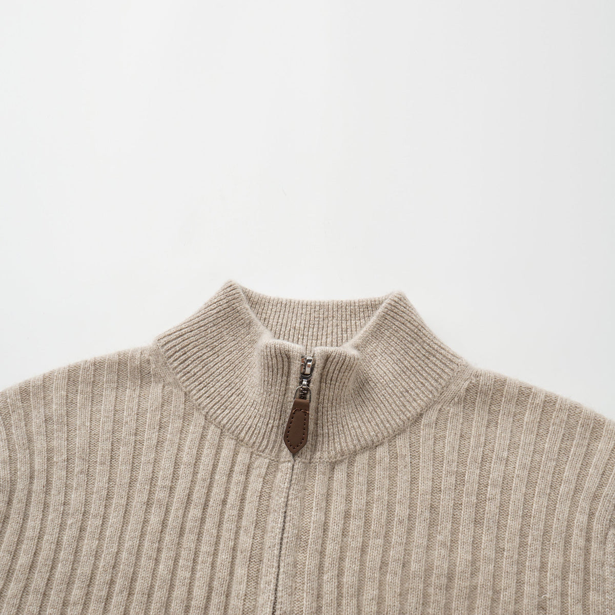 Solenne – Cozy Ribbed Turtleneck Sweater