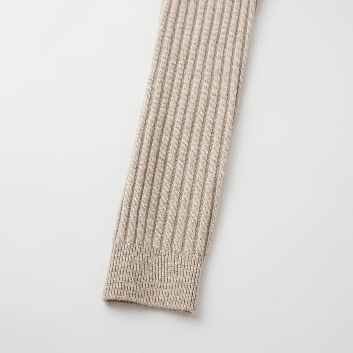 Solenne – Cozy Ribbed Turtleneck Sweater