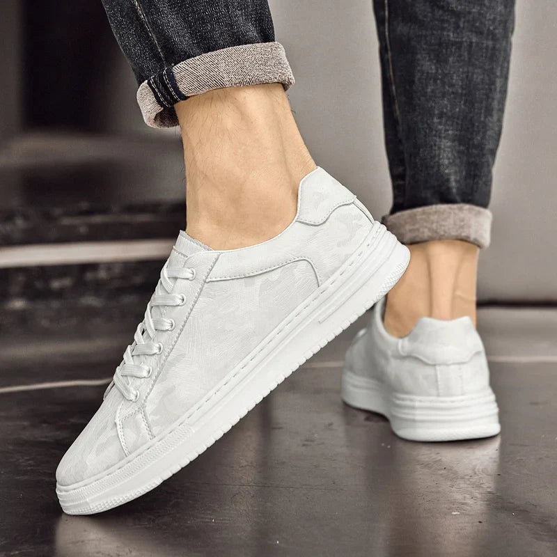 Canyon Sneakers
